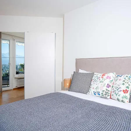 Modern-13 By Interhome Daire *